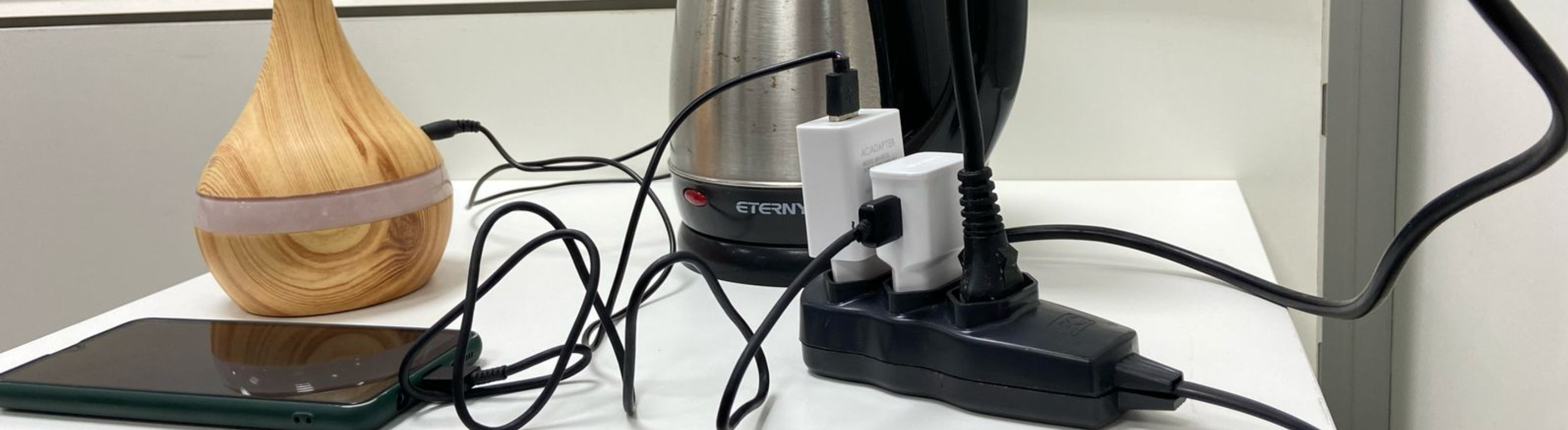 Neoenergia Elektro alerta para riscos no uso de extensões elétricas